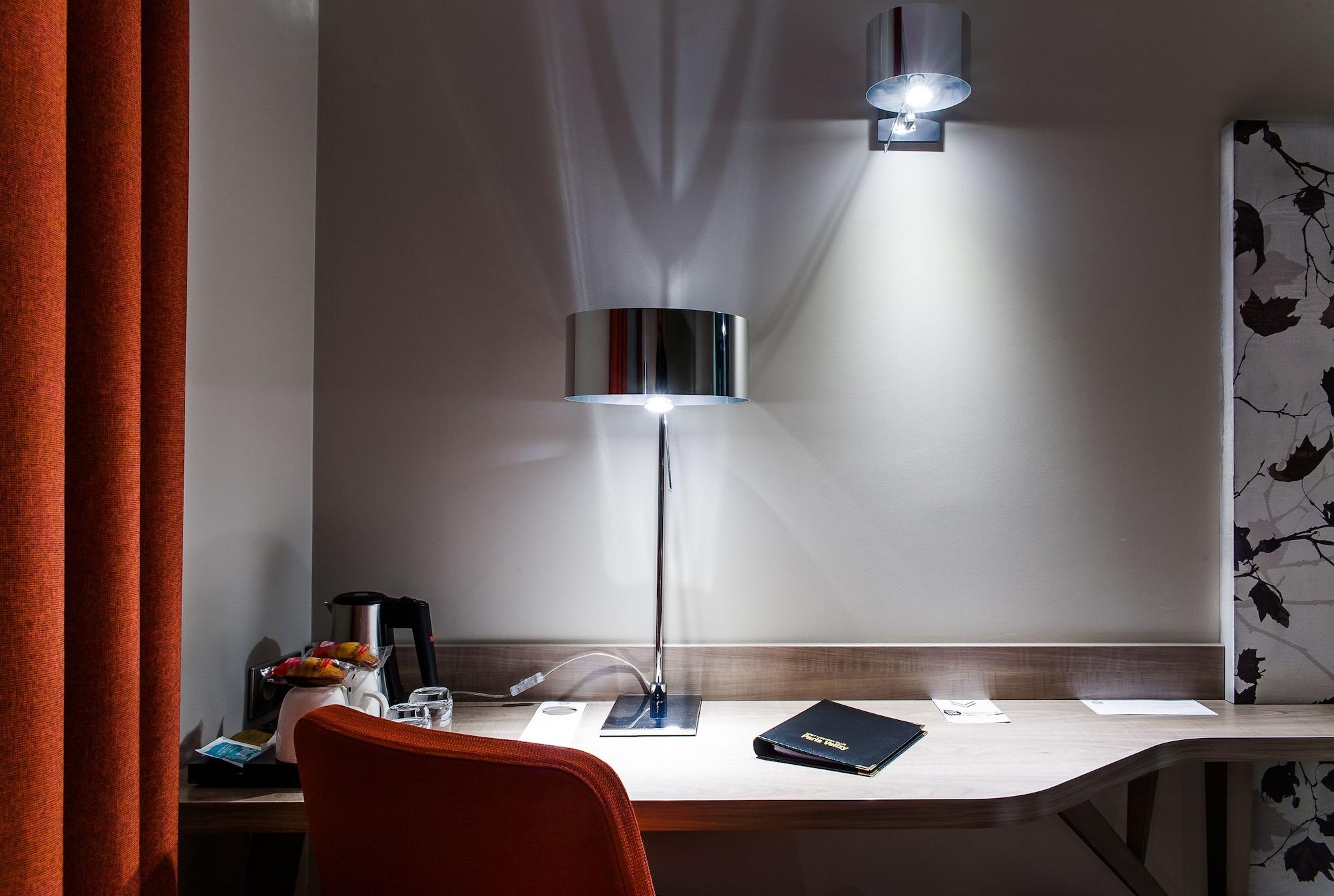 Best Western Plus Paris Velizy Экстерьер фото