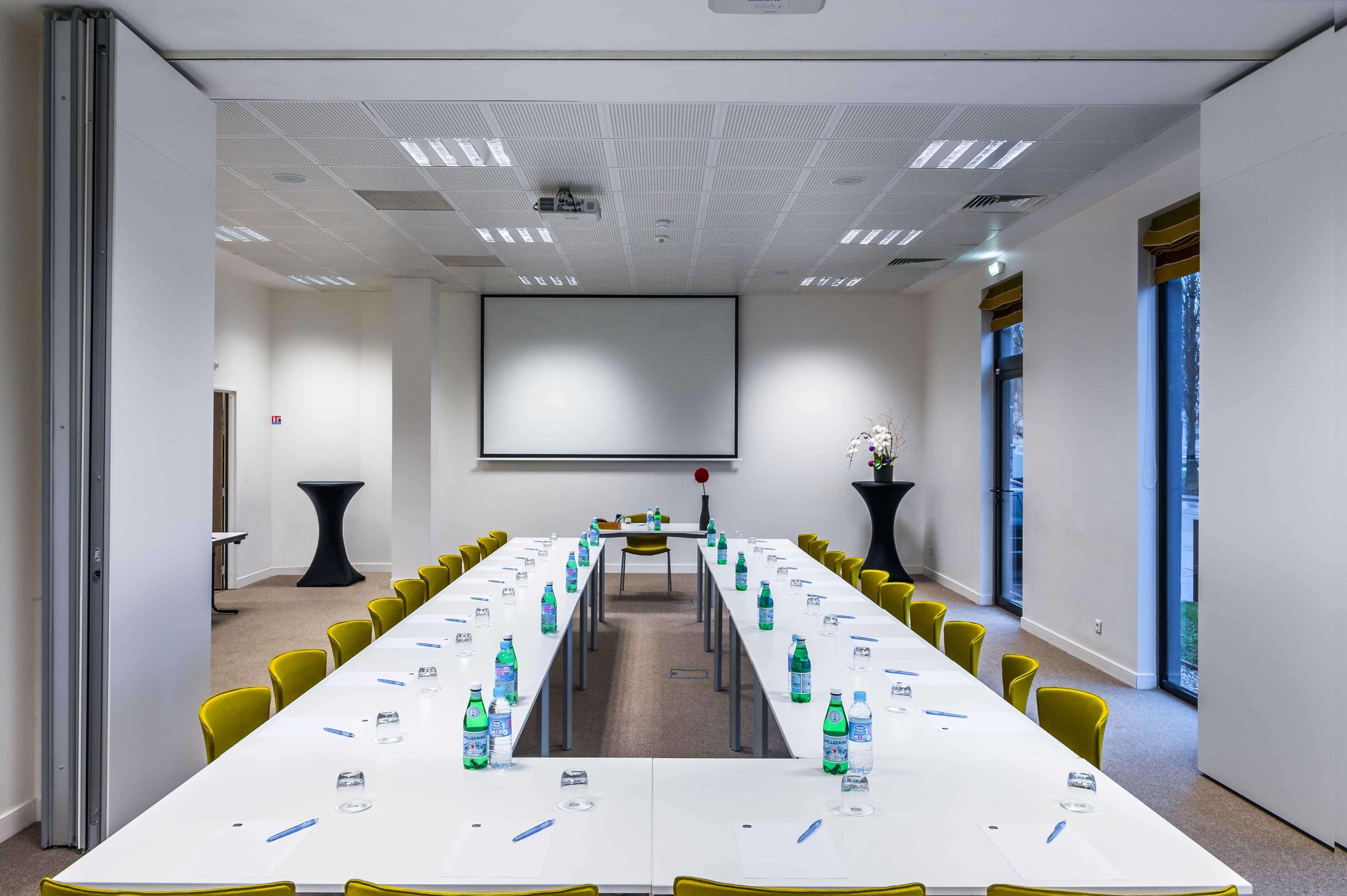 Best Western Plus Paris Velizy Экстерьер фото