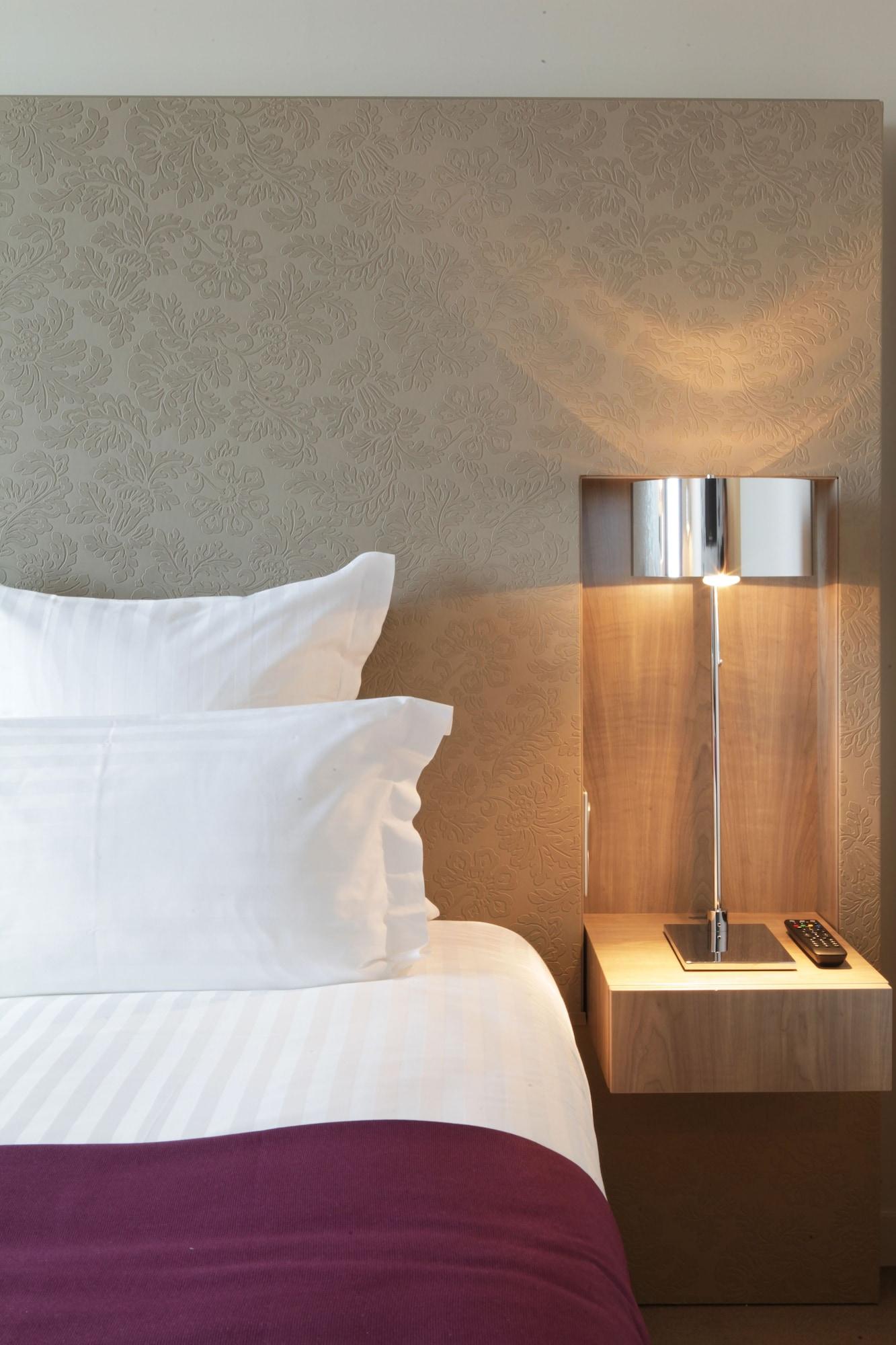 Best Western Plus Paris Velizy Экстерьер фото