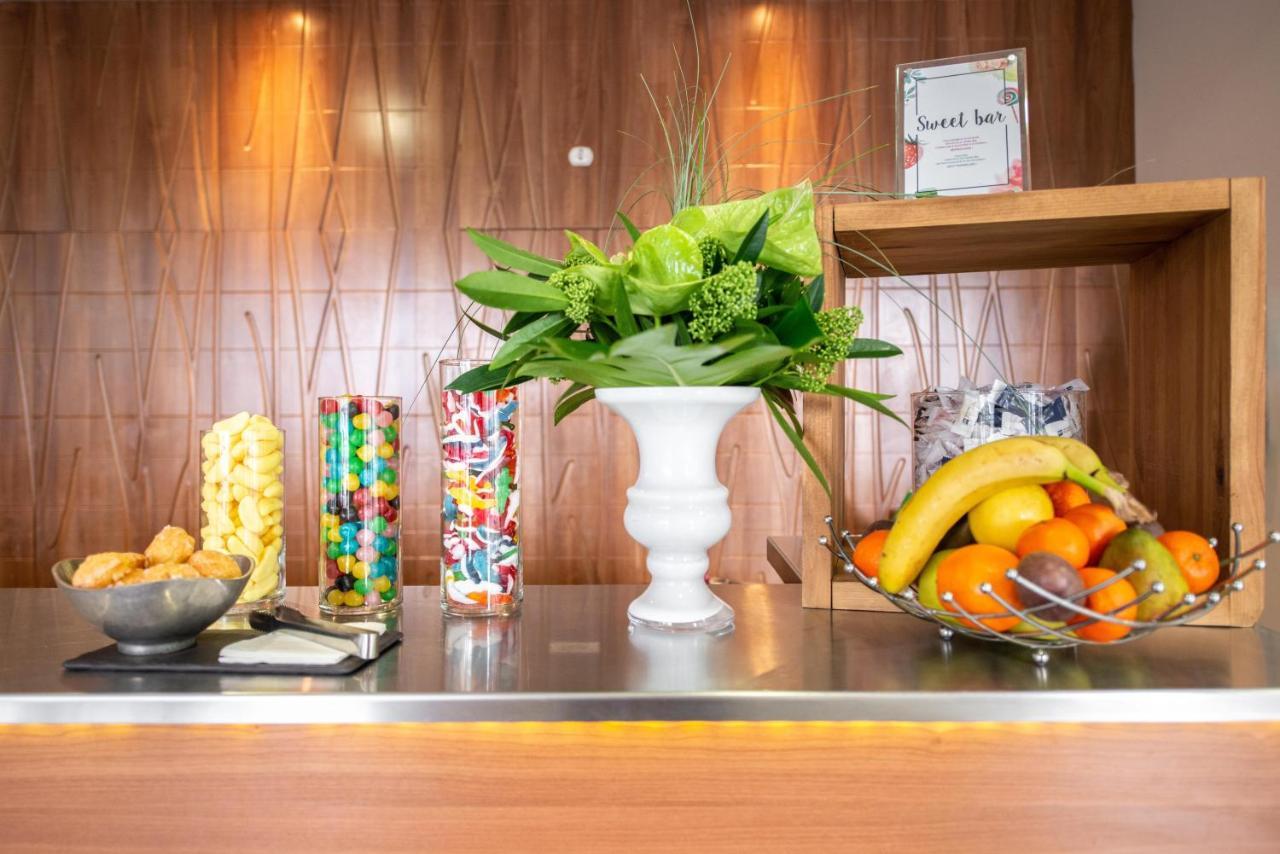 Best Western Plus Paris Velizy Экстерьер фото